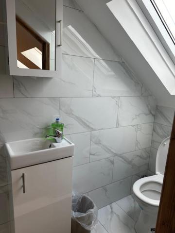 Luton Home Near Airport Private & Shared Bathroom Option Luaran gambar